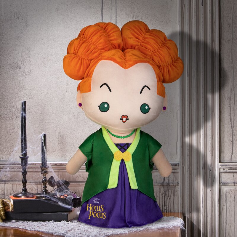 winifred sanderson greeter